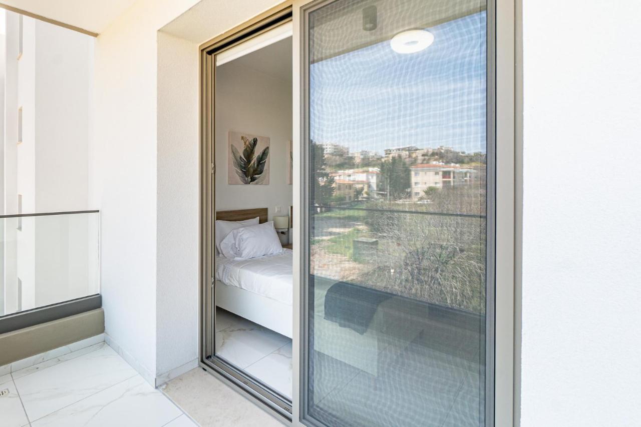 Adolina Apartments By Ezoria Villas Paphos Eksteriør bilde